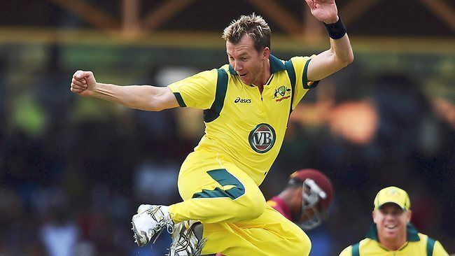 fastest bowlers of cricket history